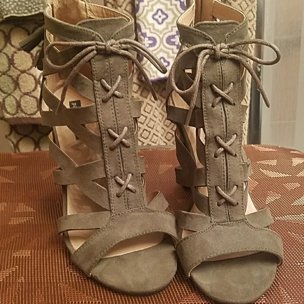 PARKER & SKY SUEDE SANDAL CHUNKY HEELS SHOES